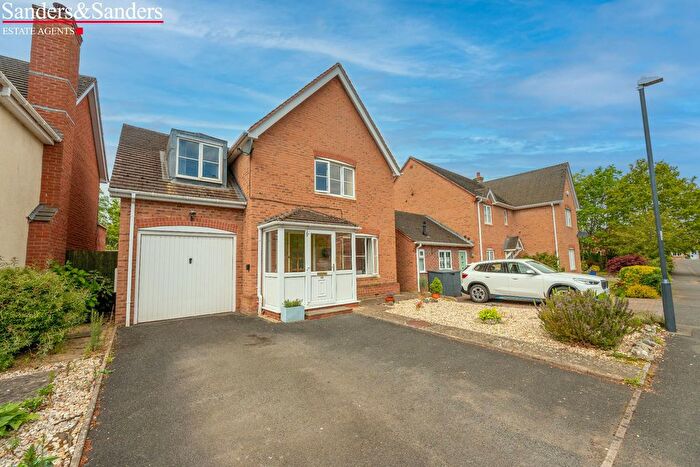 3 Bedroom Detached House For Sale In Bramley Way, Bidford-On-Avon, Alcester, B50