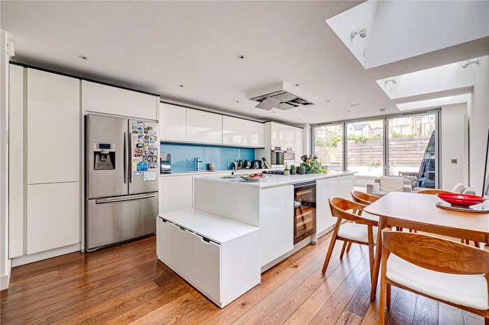 5 Bedroom Terraced House For Sale In Bettridge Road, Fulham, London, SW6