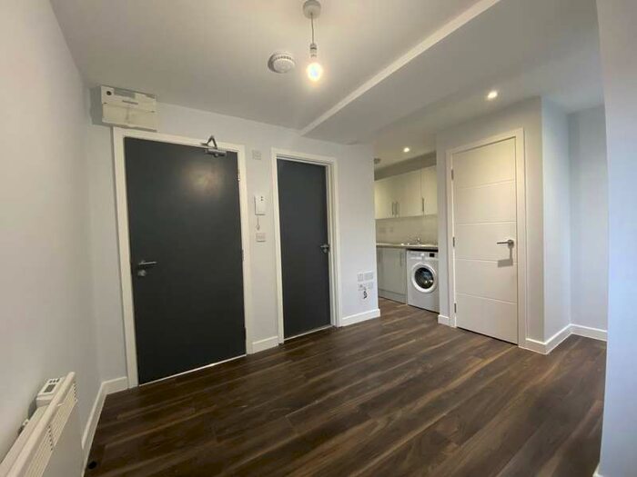 1 Bedroom Flat To Rent In King Oak House, Junction Road, Harrow, HA1