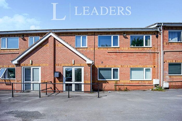 2 Bedroom Apartment To Rent In Chelsea Court, NG7