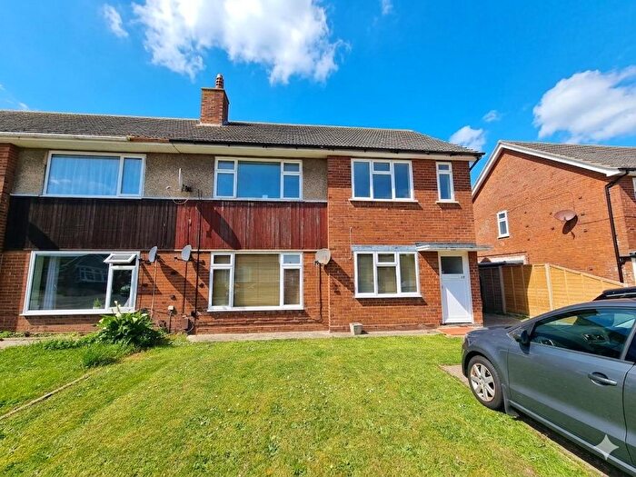 2 Bedroom Flat For Sale In Madden Close, Alverstoke, Gosport, PO12