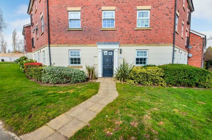 2 Bedroom Apartment To Rent In Flatts Lane, Calverton, NG14