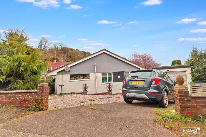 2 Bedroom Semi Detached Bungalow For Sale In Packhall Lane, Brixham, TQ5