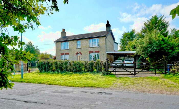 4 Bedroom Detached House For Sale In Graveley, St. Neots, Cambridgeshire, PE19