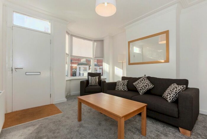 3 Bedroom Terraced House To Rent In Cecil Street, Lenton, Nottingham, NG7