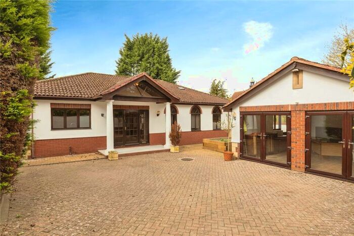 4 Bedroom Bungalow To Rent In The Park, Cheltenham, Gloucestershire, GL50