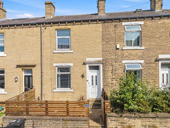 2 Bedroom Terraced House For Sale In Gordon Street, Elland, HX5