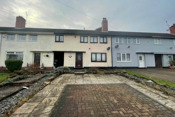 3 Bedroom Terraced House To Rent In Hernehurst, Birmingham, B32