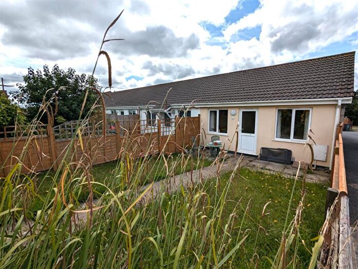 2 Bedroom Bungalow To Rent In Chivenor, EX31