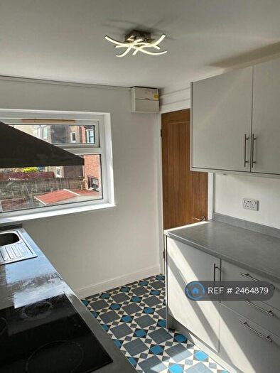 1 Bedroom Maisonette To Rent In Harriet Street, Penarth, CF64