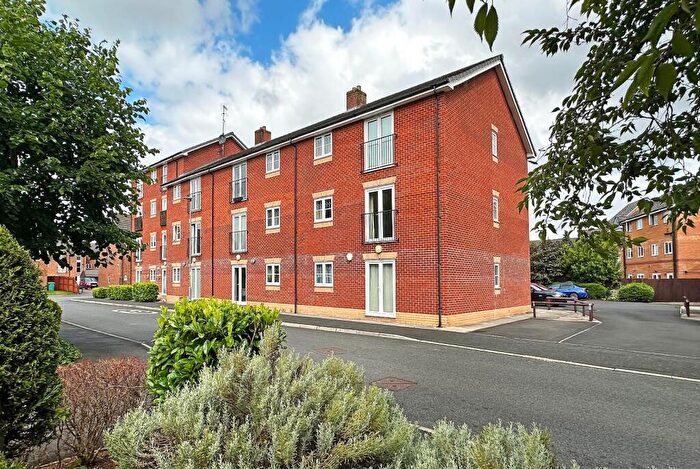 2 Bedroom Apartment For Sale In Lawnhurst Avenue, Wythenshawe, M23