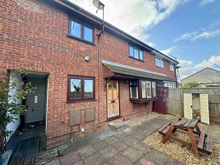 2 Bedroom Terraced House For Sale In Windsor Road, Bridgwater, TA6