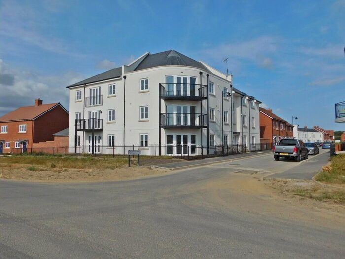 2 Bedroom Flat To Rent In Watson Lane, Berewood, PO7