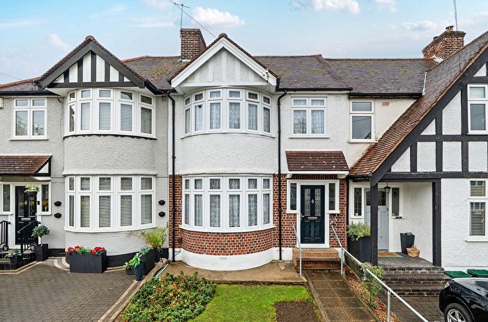 3 Bedroom Terraced House For Sale In Greenway, Chislehurst, Kent, BR7