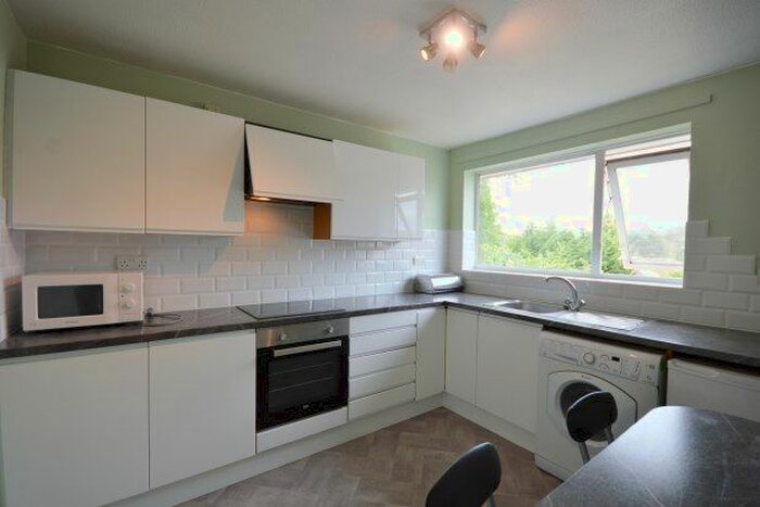 2 Bedroom Flat To Rent In Great Shelford, Cambridge, CB22