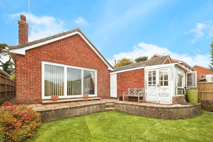 2 Bedroom Bungalow For Sale In Church Walk, Atherstone, Warwickshire, CV9