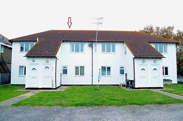 1 Bedroom Flat To Rent In Bracklesham Court, Bracklesham Lane, PO20