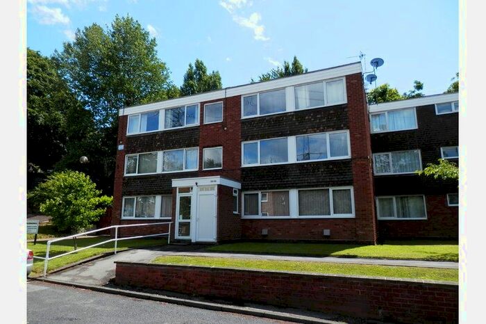 2 Bedroom Flat To Rent In Hillside Road, Great Barr, Birmingham, B43