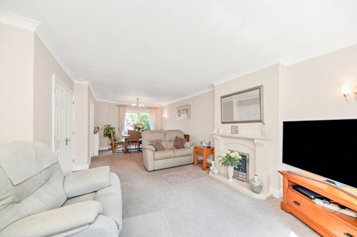 4 Bedroom Detached House For Sale In Perowne Way, Puckeridge, SG11