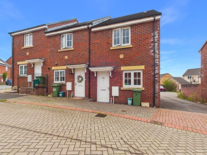 2 Bedroom End Of Terrace House To Rent In Lonydd Glas, Llanharan, CF72