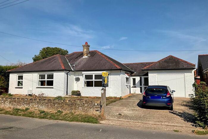 4 Bedroom Bungalow For Sale In The Street, West Hougham, Dover, CT15