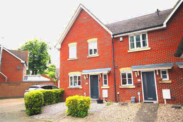 3 Bedroom End Of Terrace House To Rent In Updown Way, Chartham, Canterbury, CT4
