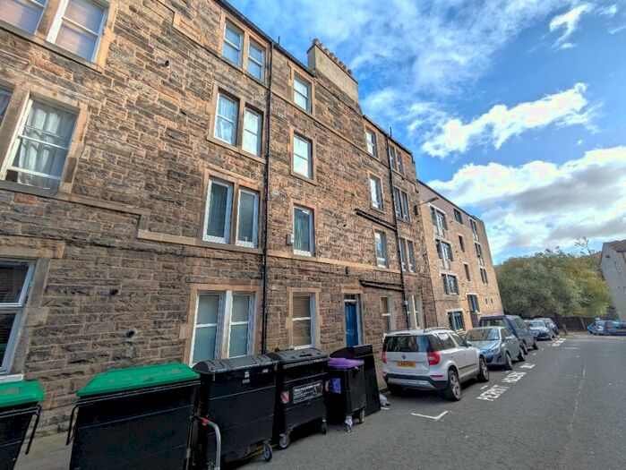 1 Bedroom Flat To Rent In Lyne Street, Abbeyhill, Edinburgh, EH7