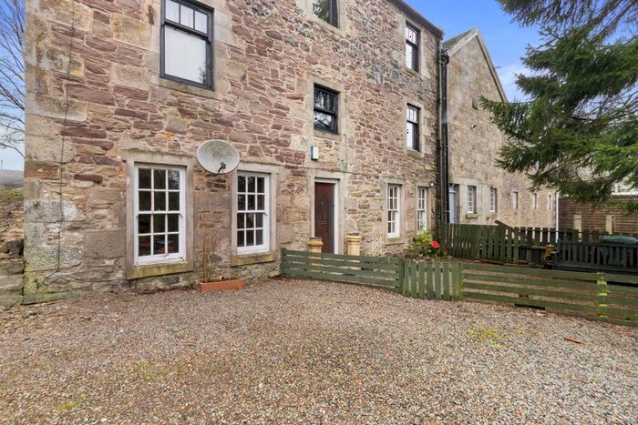1 Bedroom Flat For Sale In Stonehouse Road, Strathaven, Lanarkshire, ML10