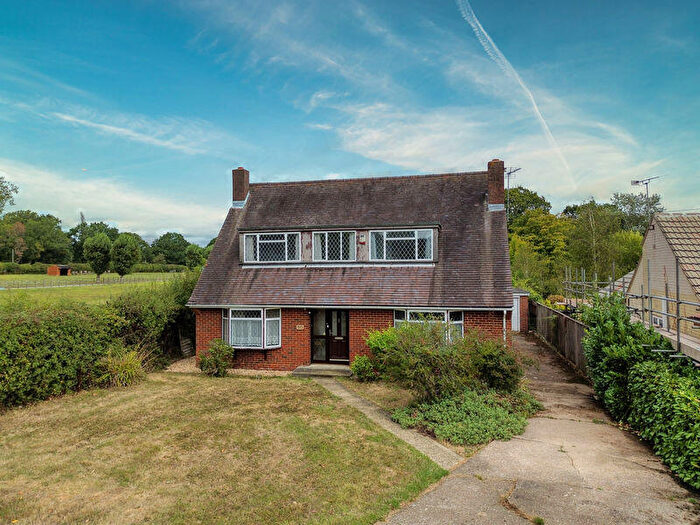 4 Bedroom Detached Bungalow For Sale In Burridge Road, Burridge, SO31