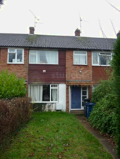 4 Bedroom Semi-Detached House To Rent In Weydon Hill Close, Farnham, Surrey GU9