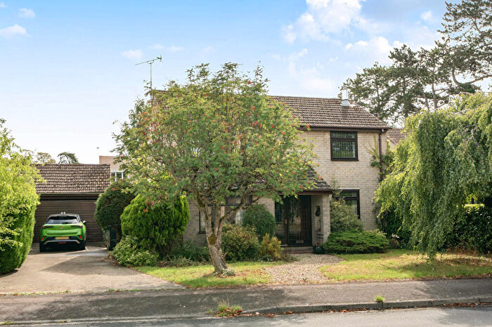 4 Bedroom Detached House For Sale In Vanner Road, Witney, Oxfordshire, OX28