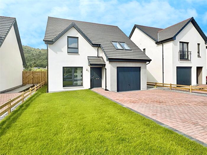 3 Bedroom Detached House To Rent In Craigmonie Road, Drumnadrochit, Inverness, Highland, IV63