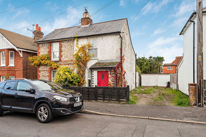 2 Bedroom Semi Detached House For Sale In Down Road, Merrow, GU1