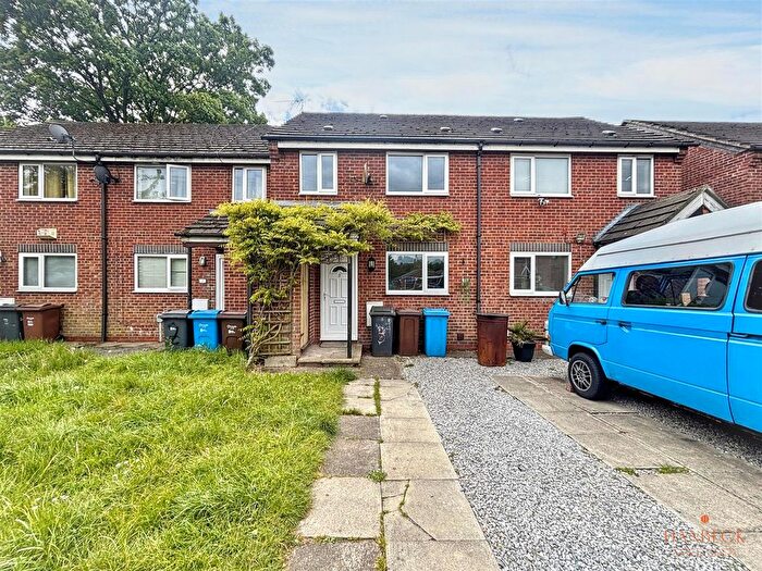 2 Bedroom Terraced House For Sale In Wesley Court, Coltman Street, Hull, HU3