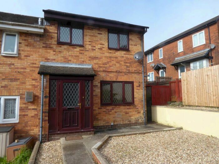 3 Bedroom Semi-Detached House To Rent In Bryn Gorwel, Carmarthen, Carmarthenshire, SA31