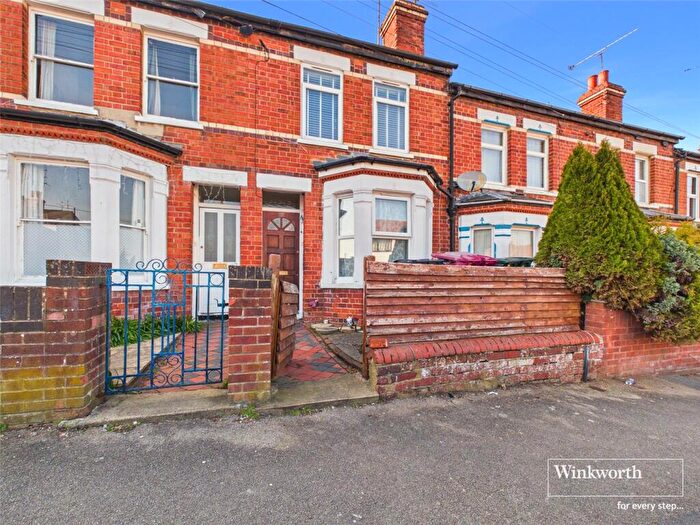 1 Bedroom Apartment To Rent In Alma Street, Reading, Berkshire, RG30