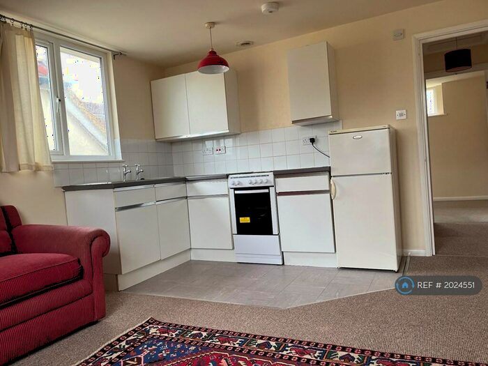 1 Bedroom Flat To Rent In Pleasant Valley, Saffron Walden, CB11