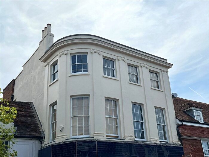 2 Bedroom Flat To Rent In Northbrook Street, Newbury, Berkshire, RG14