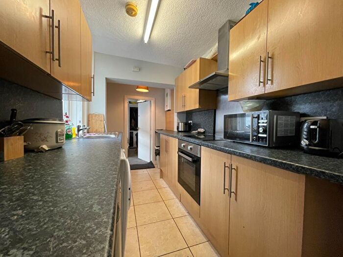 4 Bedroom Terraced House To Rent In Moor Street, - Bed, LN1