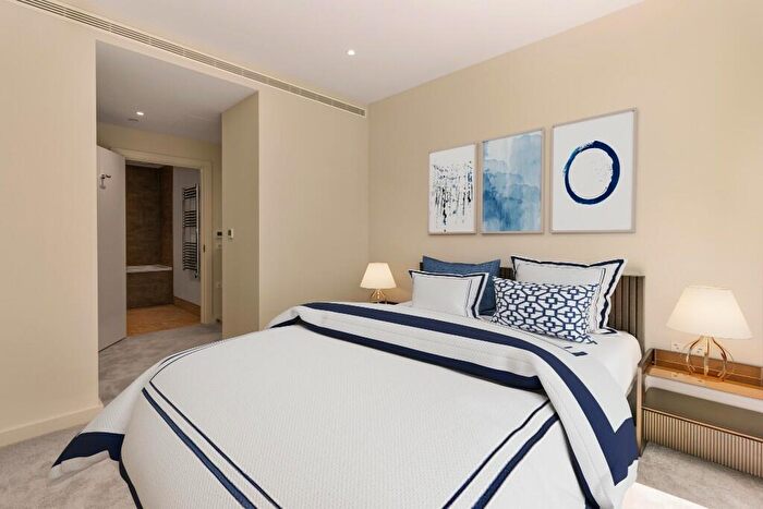 1 Bedroom Apartment To Rent In Nine Elms Lane, London, SW11