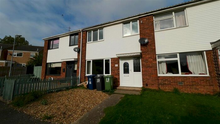 3 Bedroom Terraced House To Rent In Curlew Close, St. Ives, Huntingdon PE27