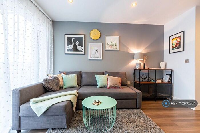 1 Bedroom Flat To Rent In Mill Park, Cambridge, CB1