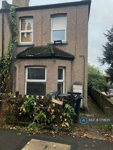 1 Bedroom Flat To Rent In South Vale, London, SE19