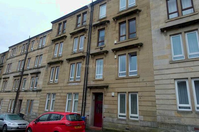 1 Bedroom Flat To Rent In Clavering Street West, Paisley, PA1