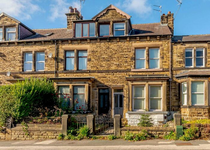 3 Bedroom Terraced House To Rent In Mayfield Grove, Harrogate, North Yorkshire HG1