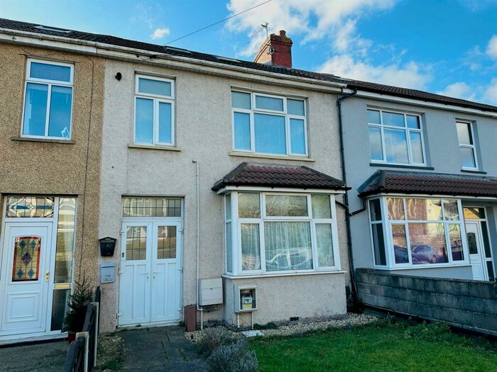 2 Bedroom Maisonette To Rent In High Street, Bristol, BS15