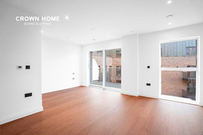 Studio To Rent In Chelsea Botanica, Imperial Wharf, SW6