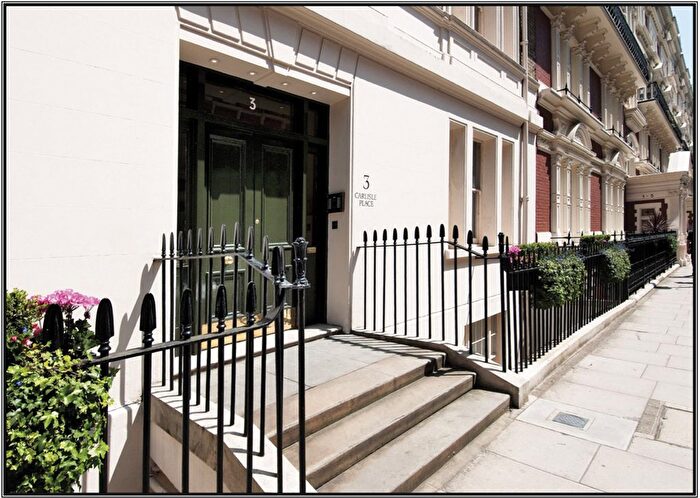 2 Bedroom Flat For Sale In Carlisle Place, London, SW1P