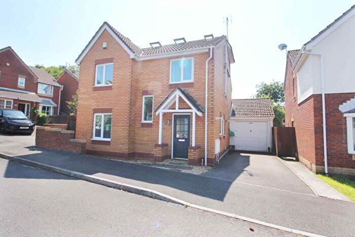 4 Bedroom Detached House To Rent In Cwrt Yr Efail, Church Village, CF38
