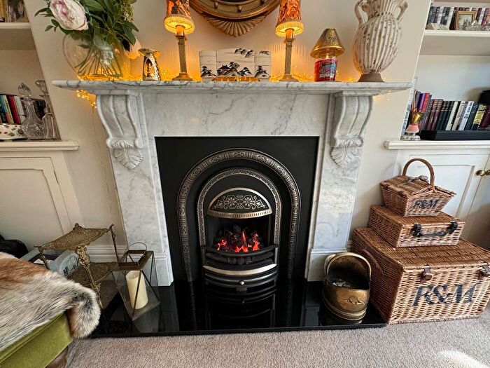 5 Bedroom Town House For Sale In South Parade, Croft On Tees, Darlington, DL2